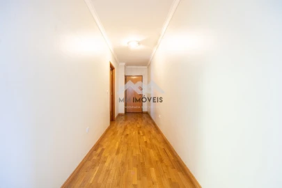Apartamento T3 para Venda em Cedofeita, Santo Ildefonso, Sé, Miragaia, São Nicolau e Vitória