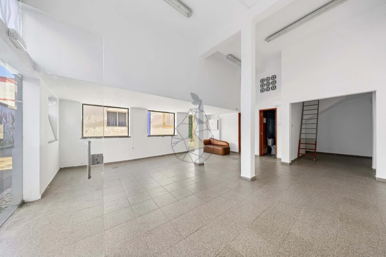 Negócio para Venda em Alvor Foto 18