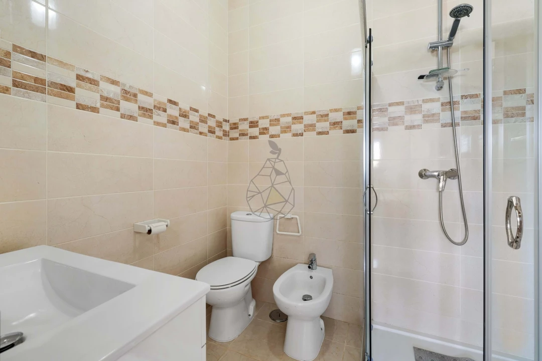 Quinta T5 para Venda em Odiaxere Foto 30