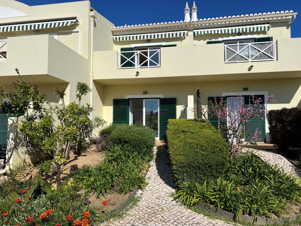 Moradia T2 para Venda em Lagos (São Sebastião e Santa Maria) Foto 3