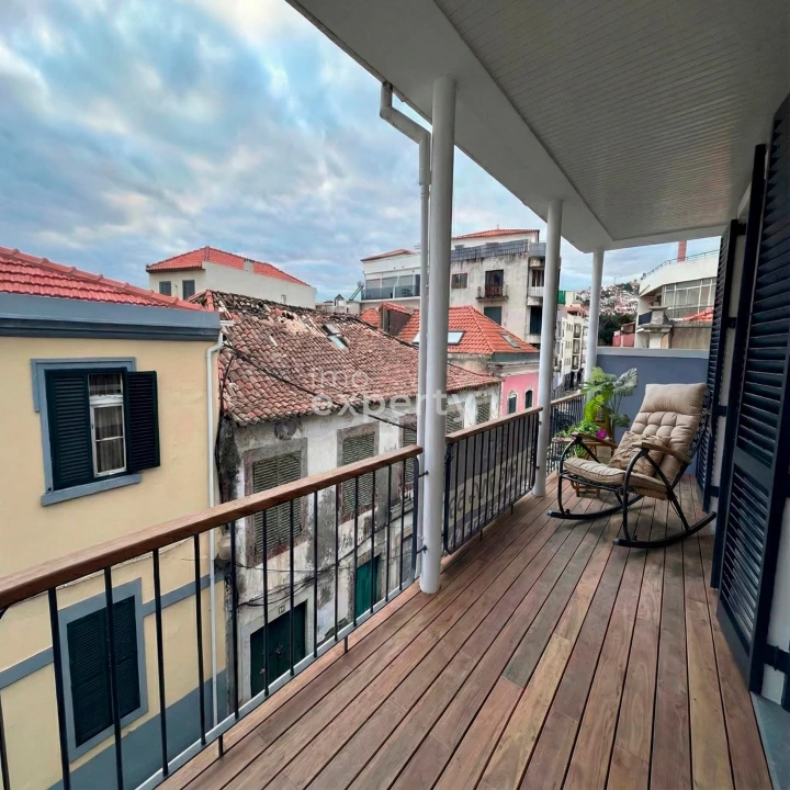 Moradia T4 para Venda em Funchal (Santa Luzia) Foto 2