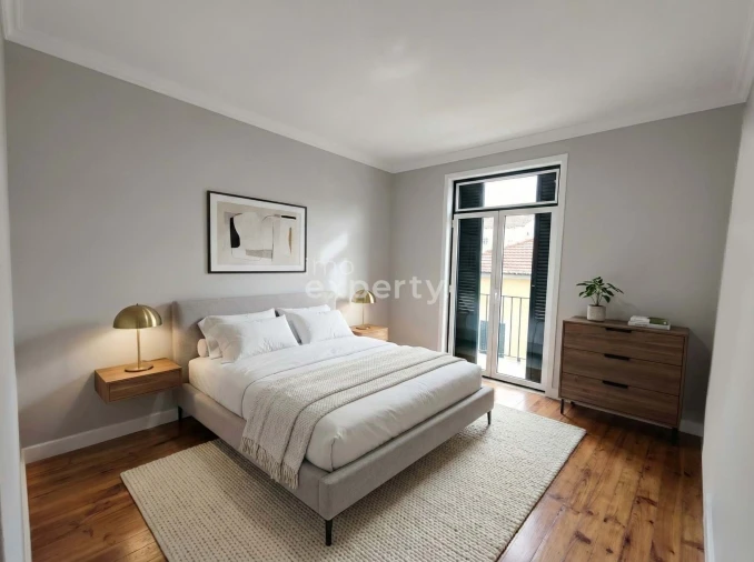 Moradia T4 para Venda em Funchal (Santa Luzia) Foto 14