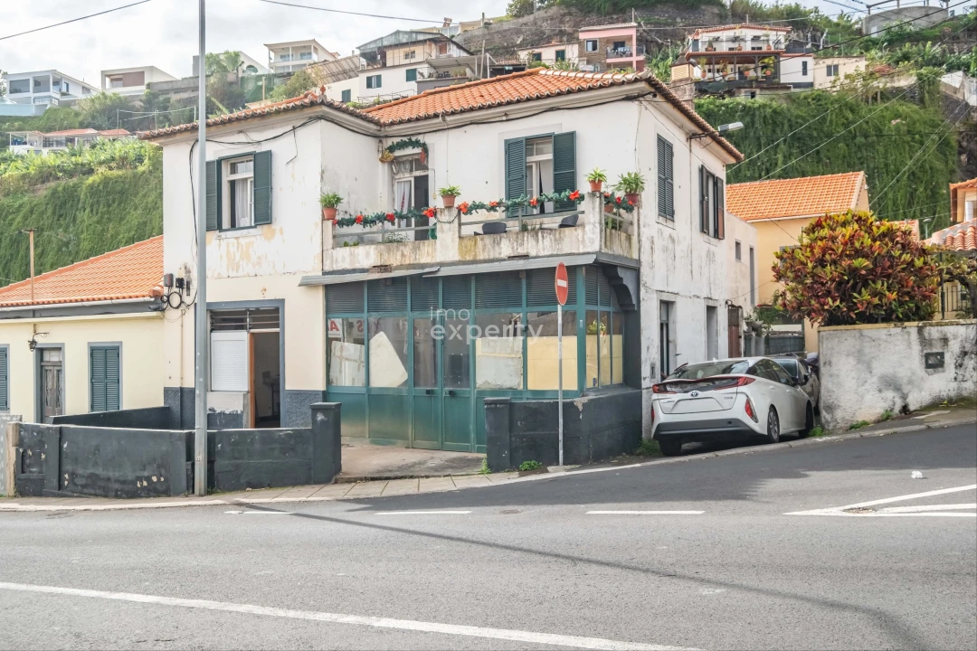 Moradia T6 para Venda em Imaculado Coração de Maria Foto 1