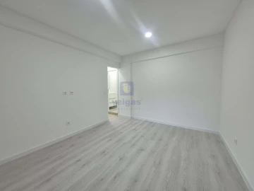 Apartamento T2 para Venda em Almada, Cova da Piedade, Pragal e Cacilhas