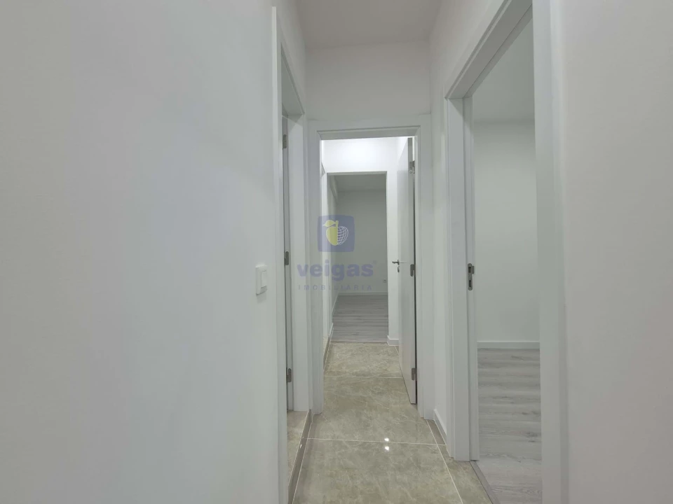 Apartamento T2 para Venda em Almada, Cova da Piedade, Pragal e Cacilhas Foto 8