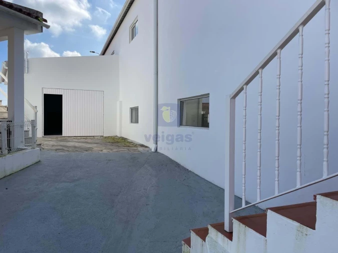 Armazém para Venda em Salir de Matos Foto 10