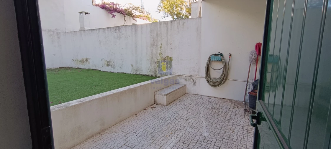 Moradia T5 para Arrendamento em Loures Foto 20