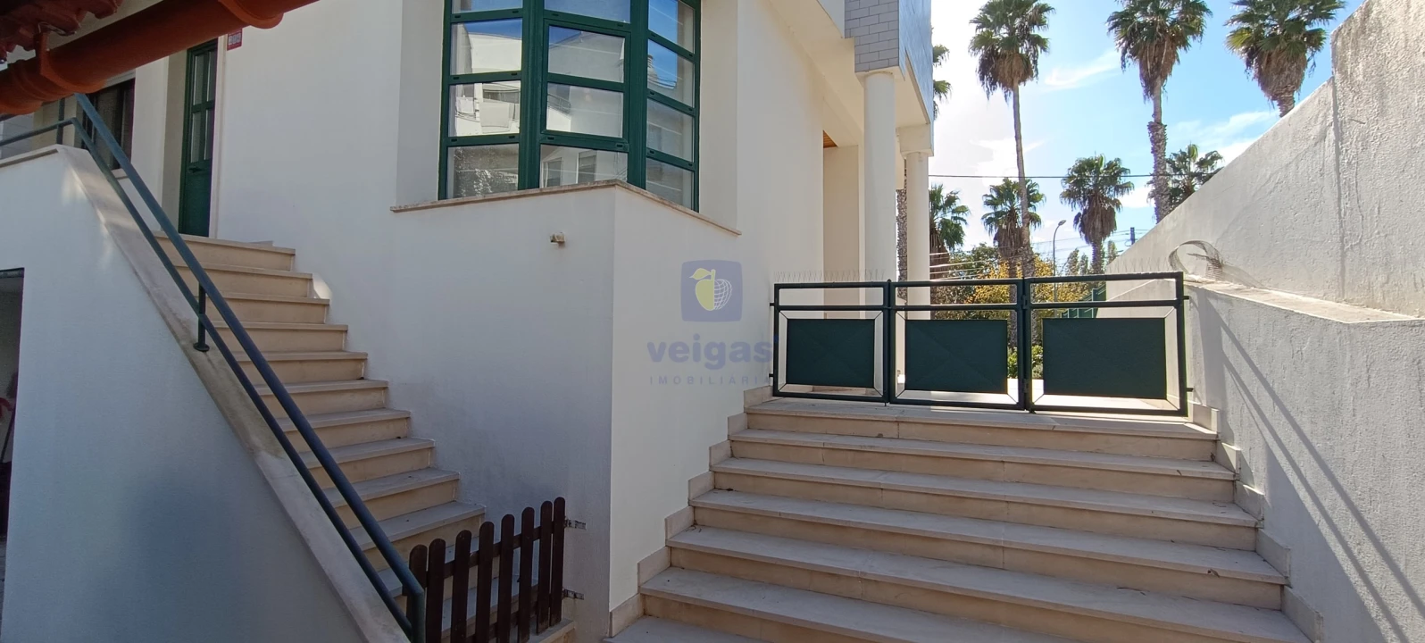 Moradia T5 para Arrendamento em Loures Foto 21