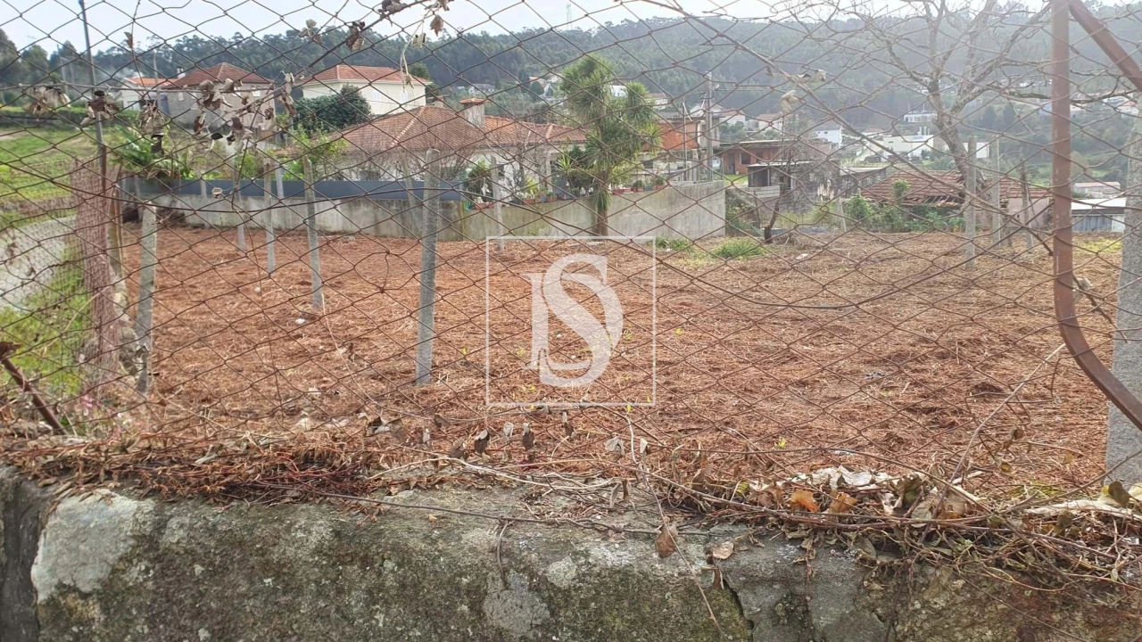 Terreno para Venda em Rebordosa Foto 8