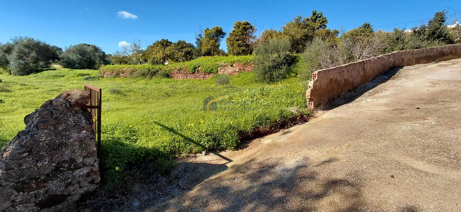 Moradia T3 para Venda em São Bartolomeu de Messines Foto 27