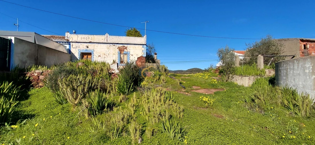 Moradia T3 para Venda em São Bartolomeu de Messines Foto 3