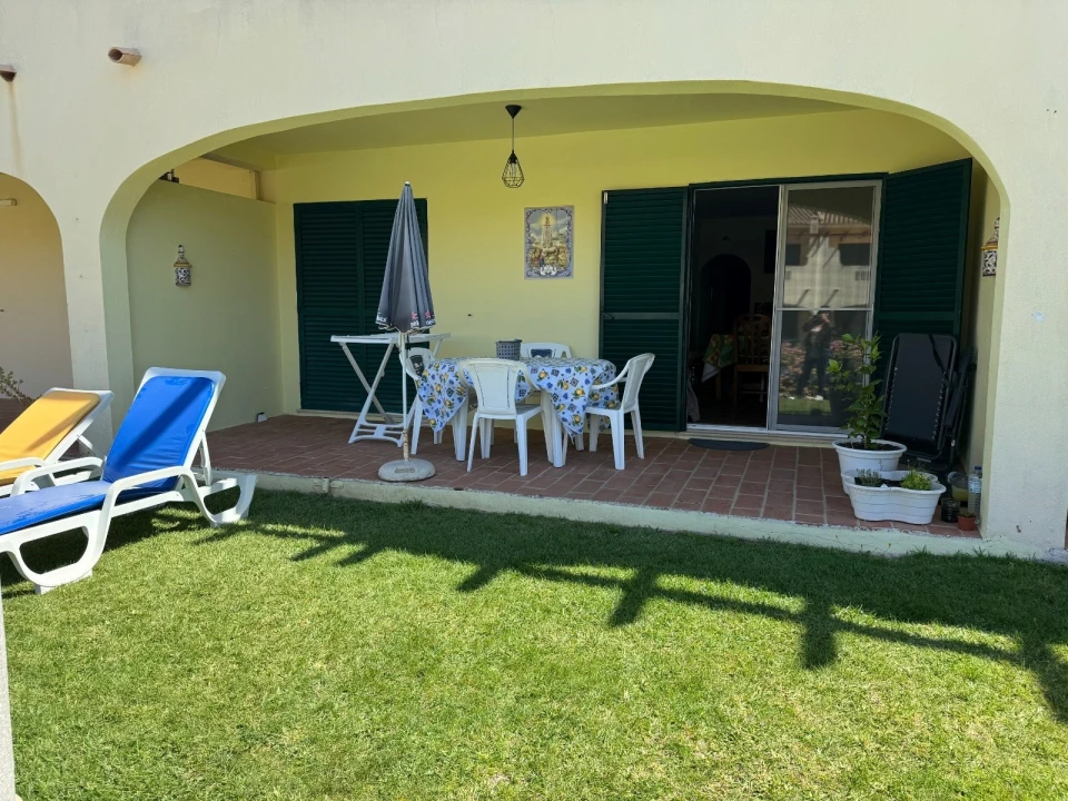 Moradia T2 para Venda em Porches Foto 17