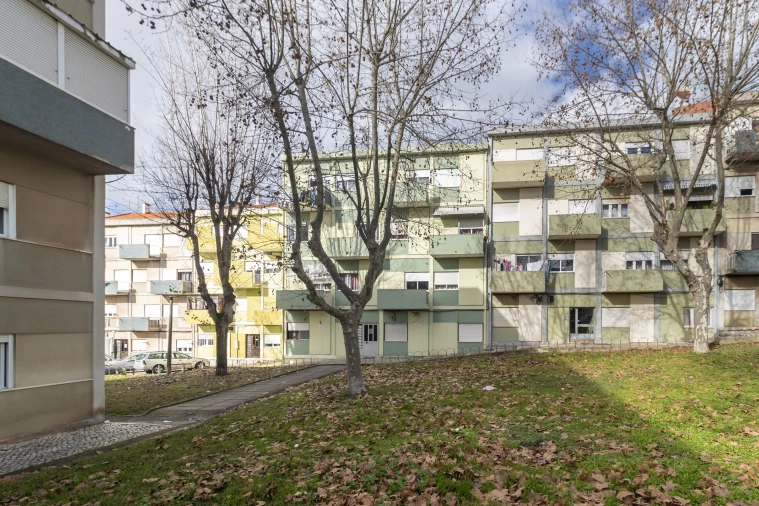 Apartamento T2 para Venda em Barreiro e Lavradio Foto 24