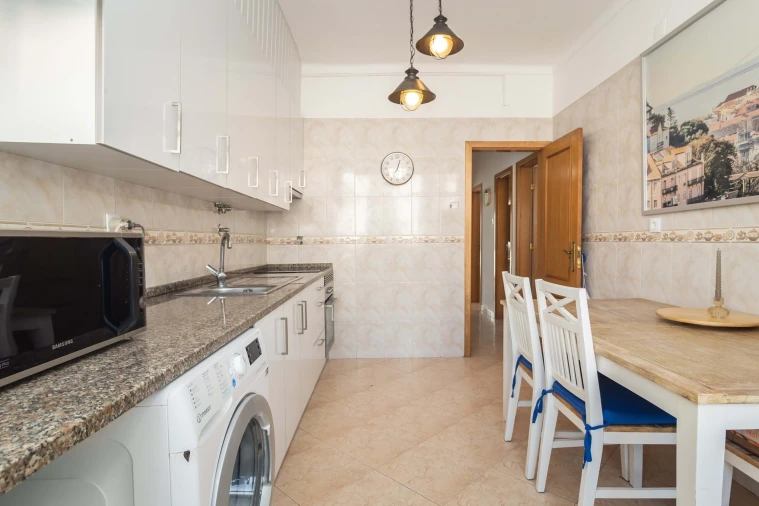 Apartamento T2 para Venda em Barreiro e Lavradio Foto 6