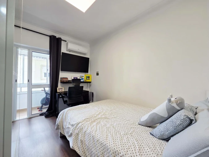 Apartamento T2 para Venda em Algés, Linda-A-Velha e Cruz Quebrada-Dafundo Foto 17