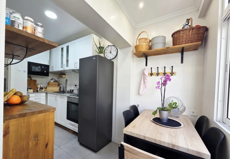 Apartamento T2 para Venda em Algés, Linda-A-Velha e Cruz Quebrada-Dafundo Foto 7