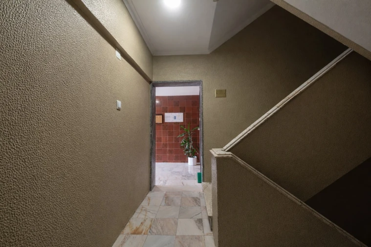 Apartamento T2 para Arrendamento em Carcavelos e Parede Foto 29