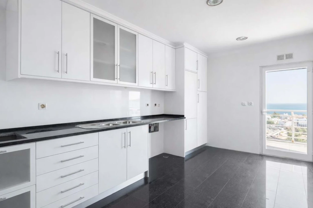 Apartamento T3 para Arrendamento em Oeiras e São Julião da Barra, Paço de Arcos e Caxias Foto 5