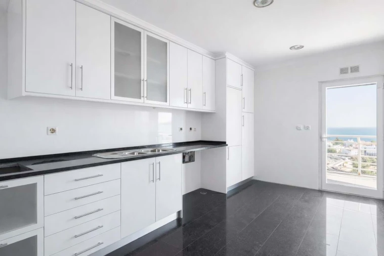 Apartamento T3 para Arrendamento em Oeiras e São Julião da Barra, Paço de Arcos e Caxias Foto 5