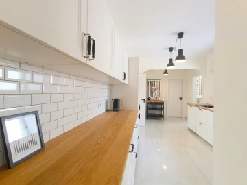 Moradia T5 para Venda em Ferragudo