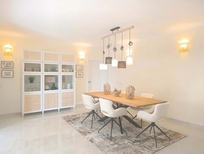 Moradia T5 para Venda em Ferragudo Foto 16