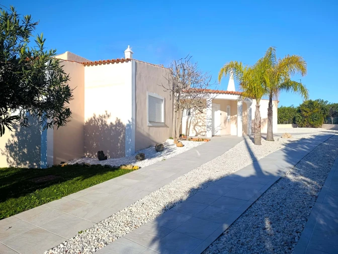 Moradia T5 para Venda em Ferragudo Foto 4