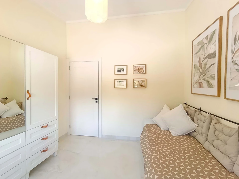 Moradia T5 para Venda em Ferragudo Foto 9