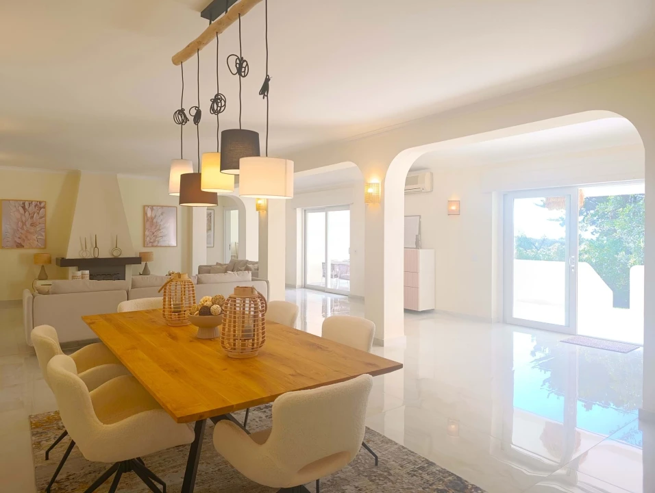 Moradia T5 para Venda em Ferragudo Foto 14