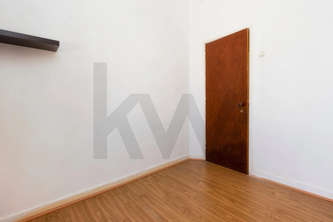 Moradia T4 para Venda em Olhão Foto 5
