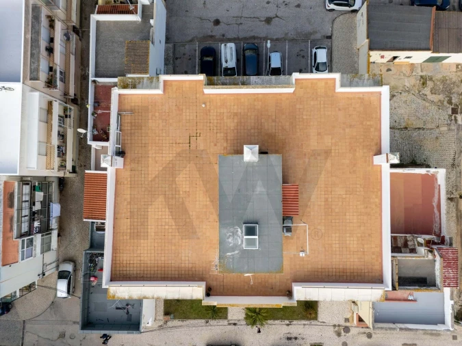 Apartamento T3 para Venda em Quelfes Foto 21