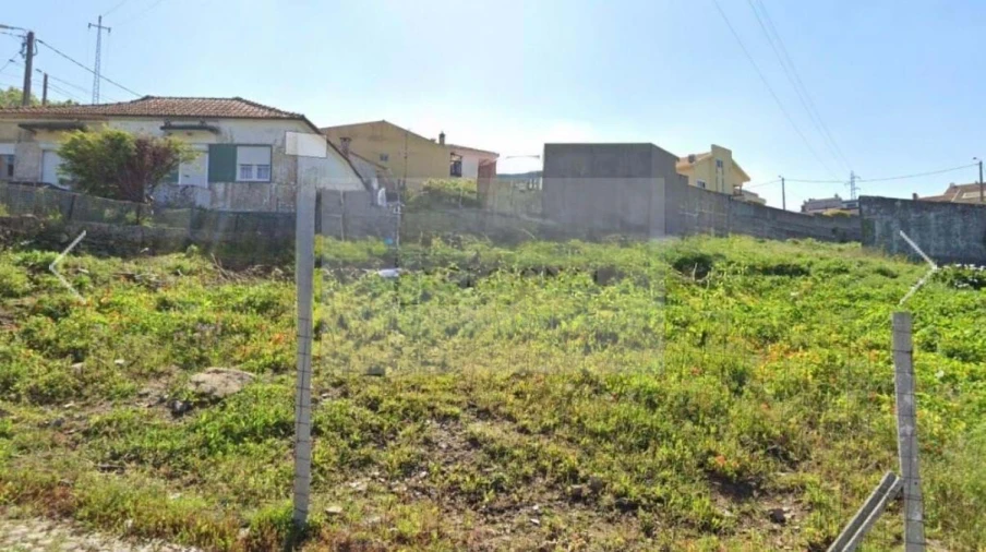 Terreno para Venda em Fânzeres e São Pedro da Cova Foto 2