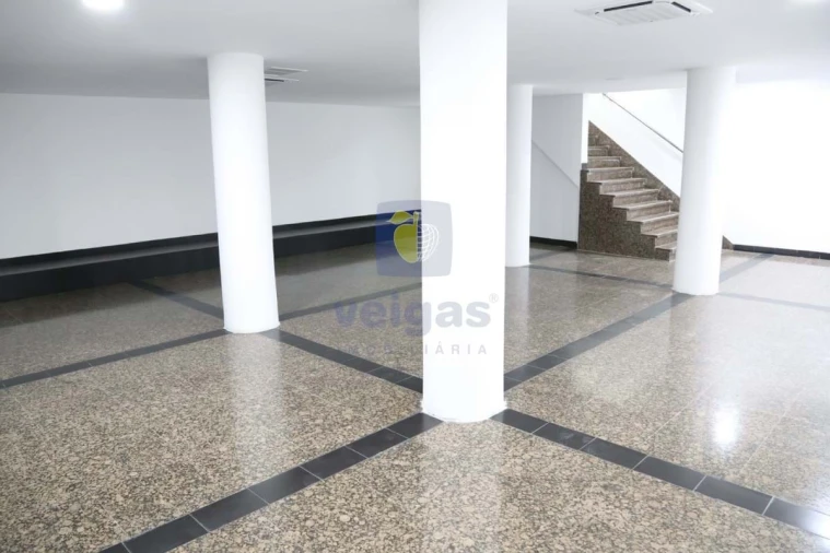 Negócio para Arrendamento em Penha de França Foto 8