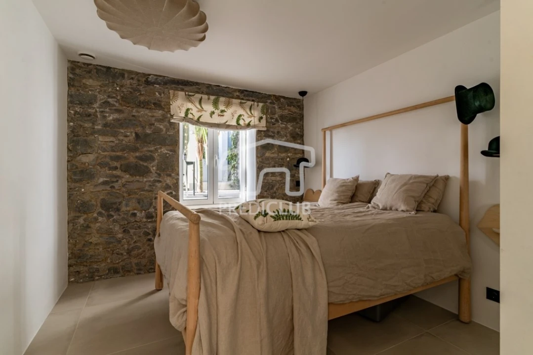 Moradia T4 para Venda em Funchal (Santa Maria Maior) Foto 12