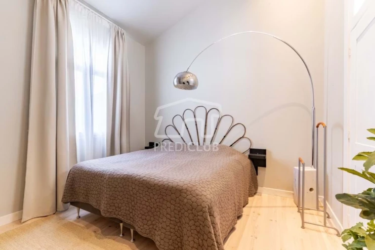 Moradia T4 para Venda em Funchal (Santa Maria Maior) Foto 8