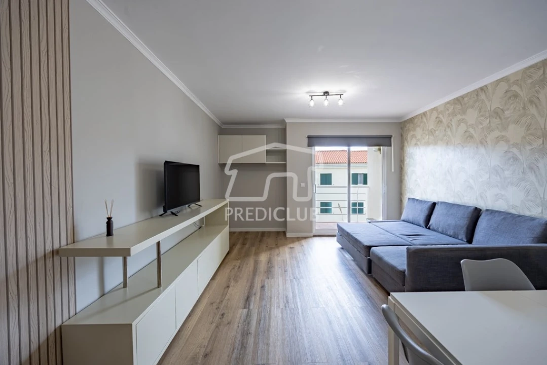 Apartamento T2 para Arrendamento em Caniço Foto 2