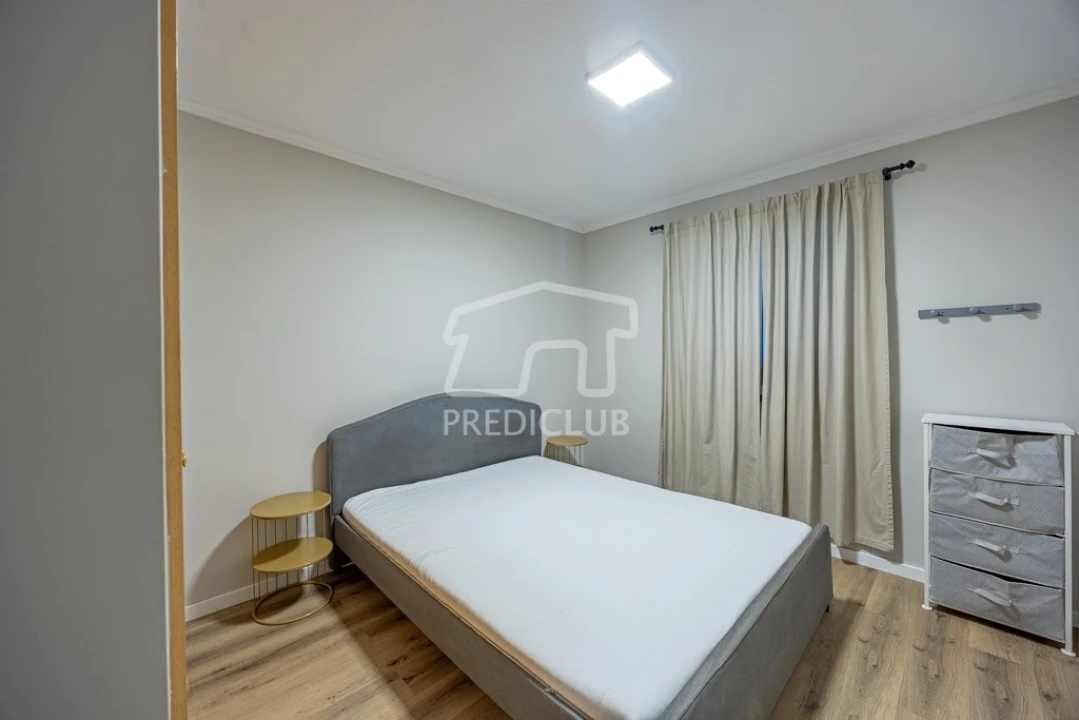 Apartamento T2 para Arrendamento em Caniço Foto 12