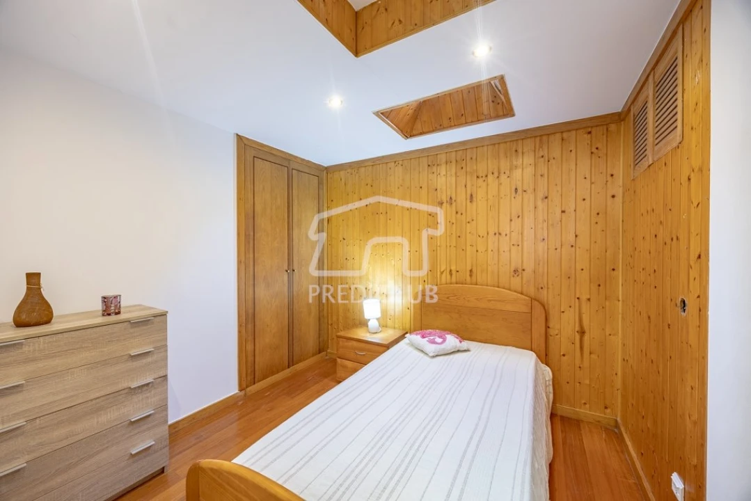 Apartamento T2 para Venda em Santo Antonio Foto 13