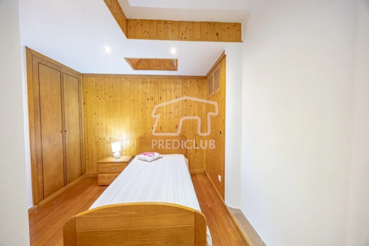 Apartamento T2 para Venda em Santo Antonio Foto 12