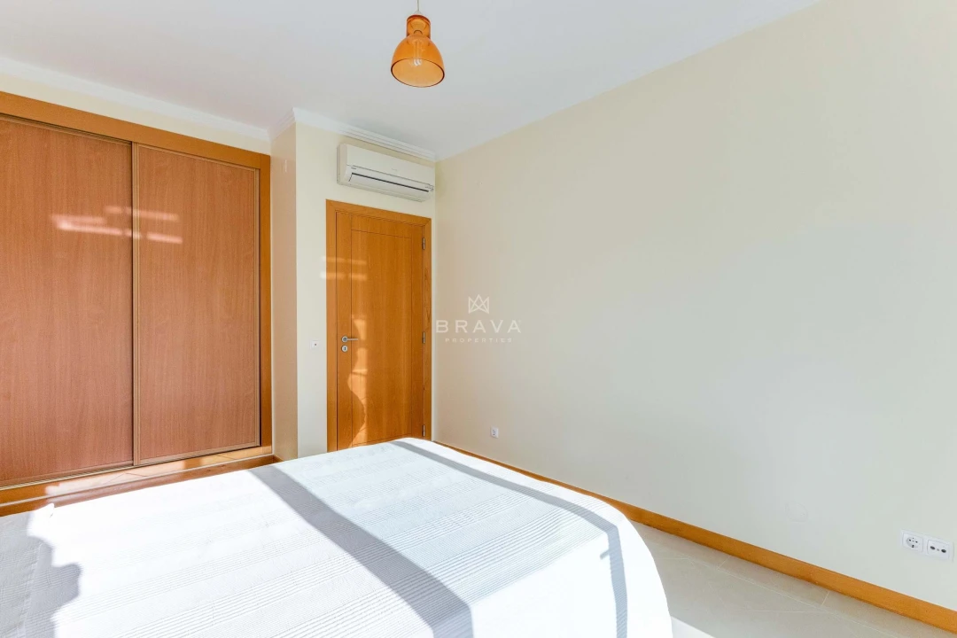 Apartamento T2 para Venda em Albufeira e Olhos de Água Foto 15