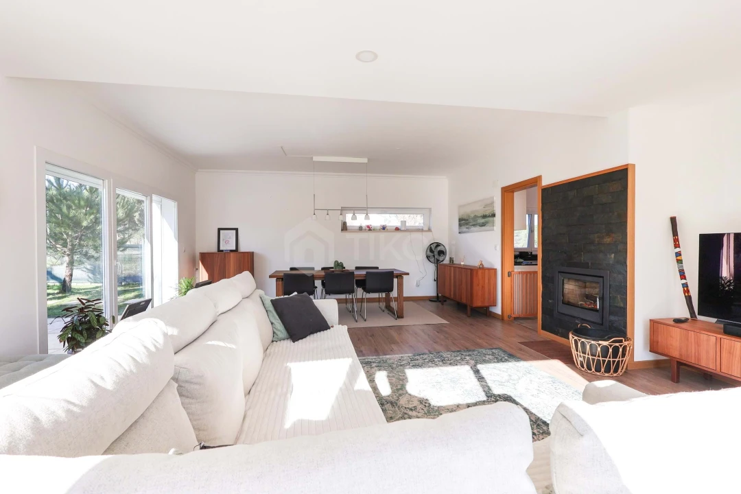 Moradia T4 para Venda em Santo Estêvão Foto 16