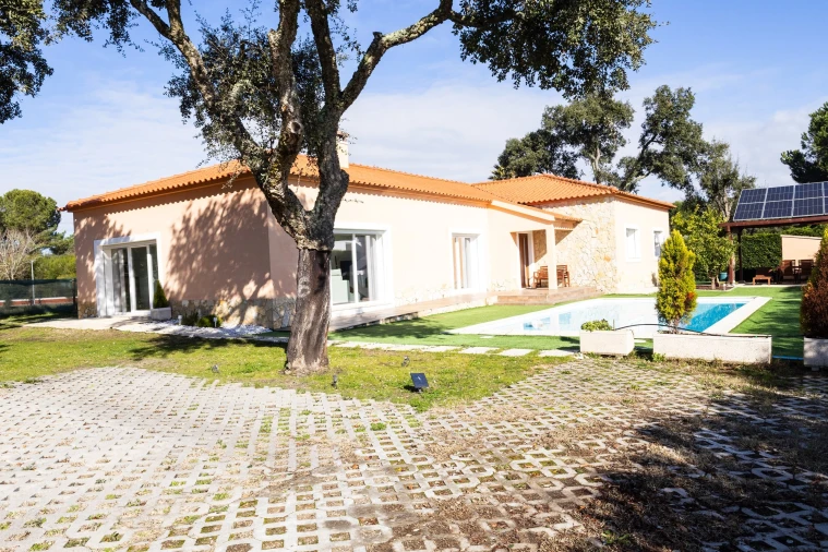 Moradia T4 para Venda em Santo Estêvão Foto 60