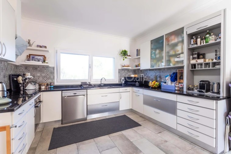 Moradia T4 para Venda em Santo Estêvão Foto 30