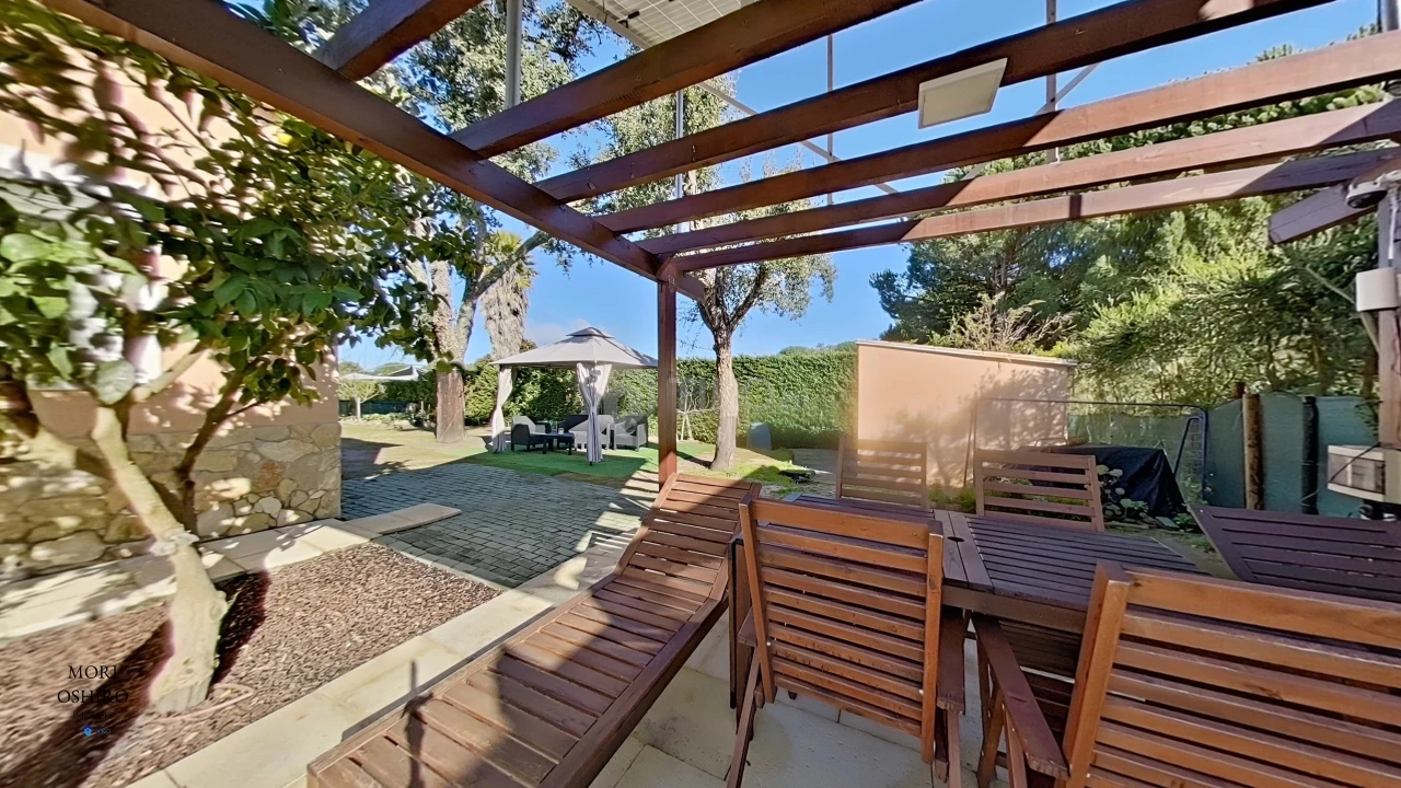 Moradia T4 para Venda em Santo Estêvão Foto 4