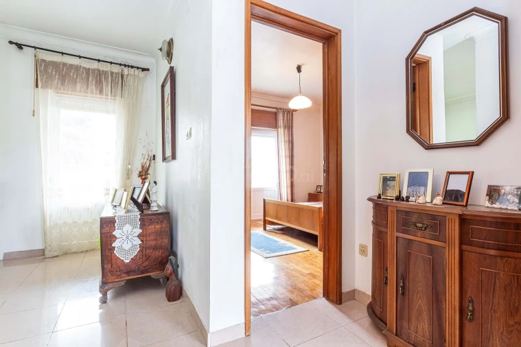 Moradia T3 para Venda em Porto Salvo Foto 20