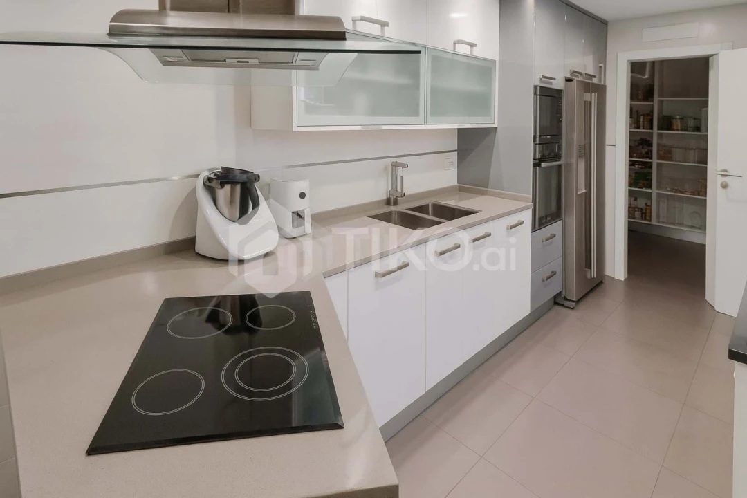 Moradia T4 para Venda em Agualva e Mira-Sintra Foto 13