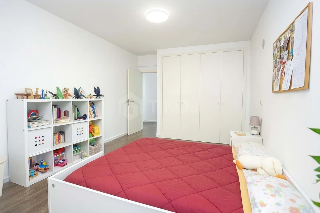 Moradia T4 para Venda em Agualva e Mira-Sintra Foto 3