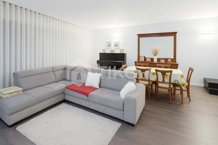 Moradia T4 para Venda em Agualva e Mira-Sintra Foto 11