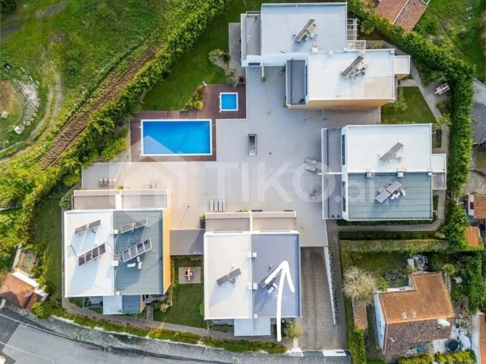 Moradia T4 para Venda em Agualva e Mira-Sintra Foto 19