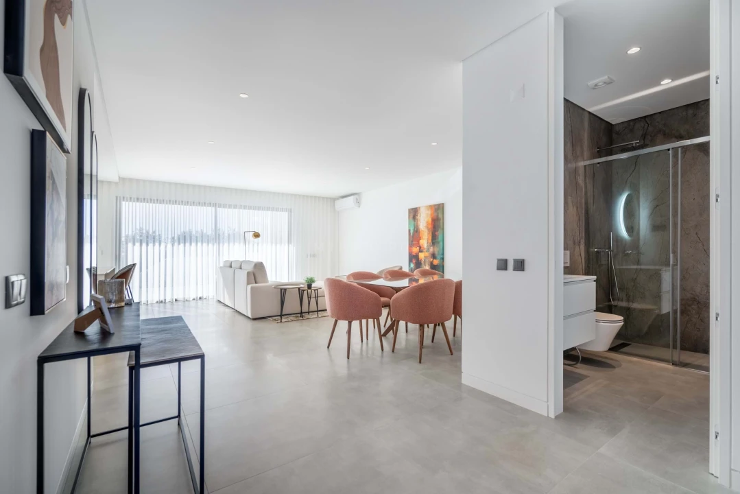 Apartamento T4 para Venda em Boliqueime Foto 3