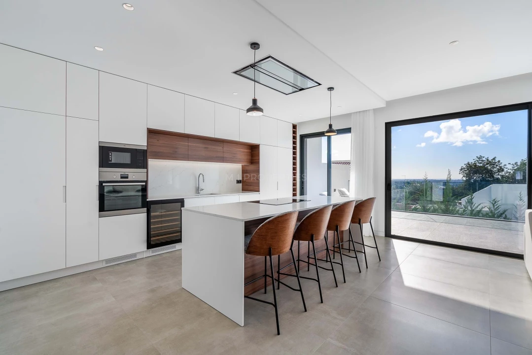 Apartamento T4 para Venda em Boliqueime Foto 15